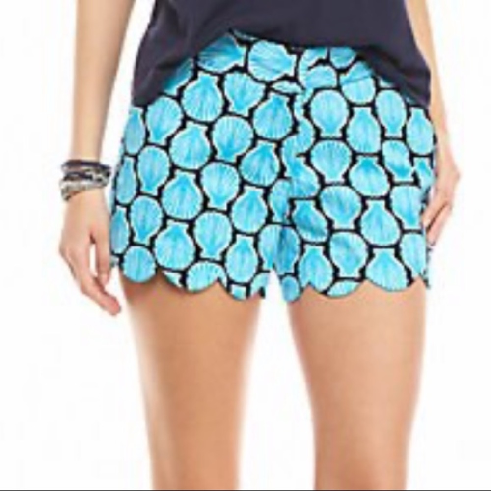 Crown and ivy shorts sz 10